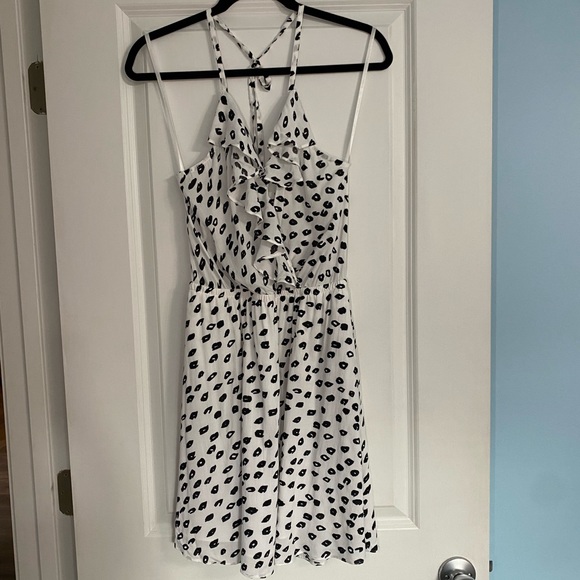 NWT BCBGeneration White and Black Leopard Print Mini Dress - Picture 1 of 8